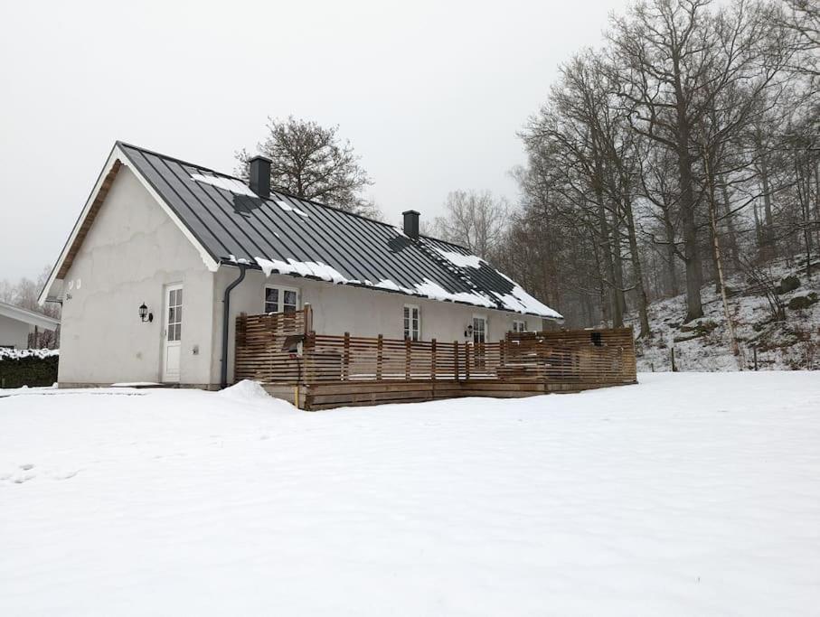 Beautiful And Cosy House Near The Lake Olofstrom Екстер'єр фото